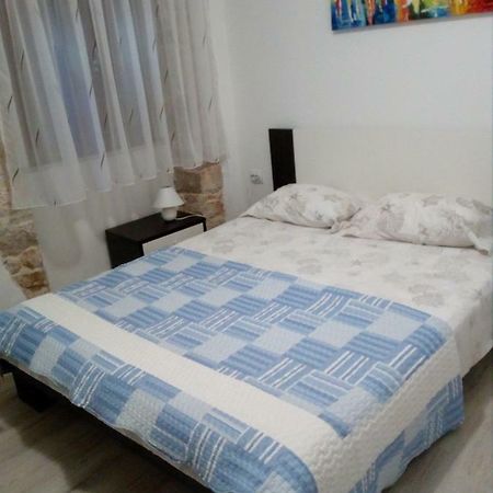Apartment Elena Бале Екстериор снимка