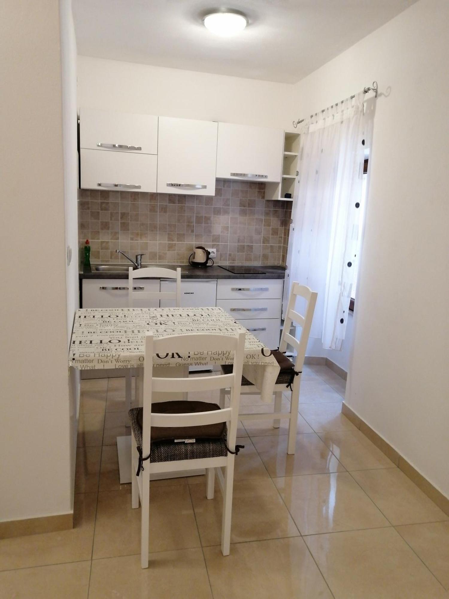 Apartment Elena Бале Стая снимка