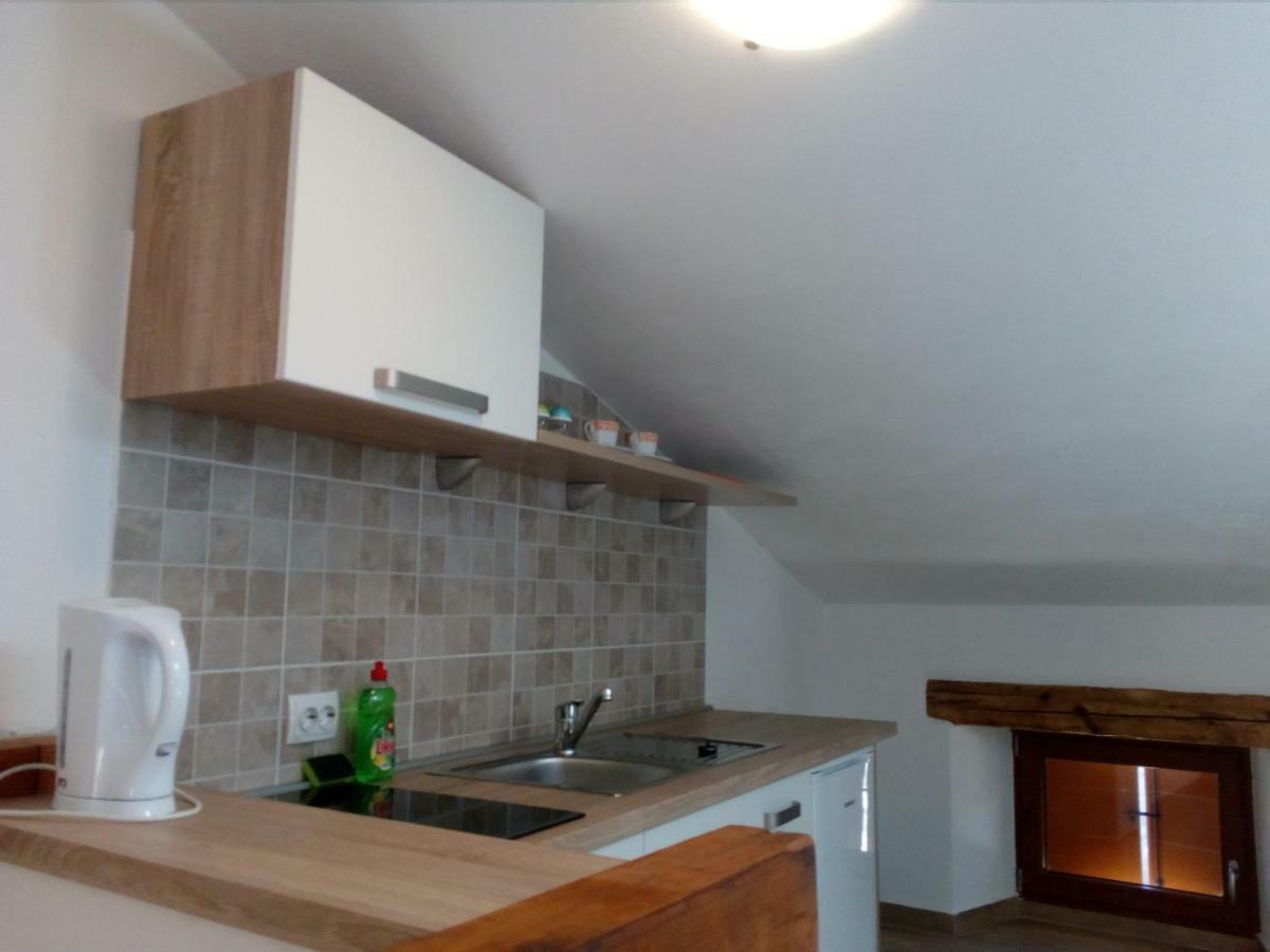 Apartment Elena Бале Екстериор снимка